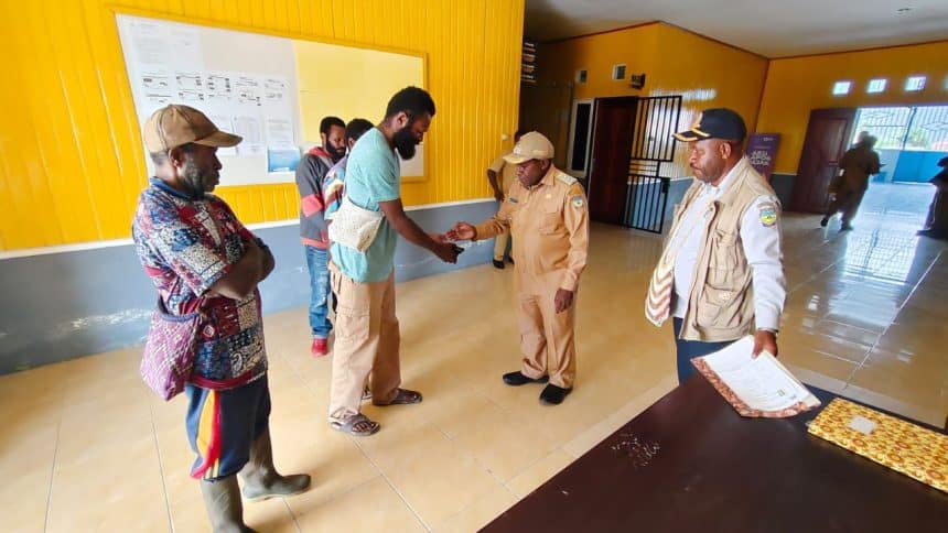 Deskripsi singkat gambar berita pertama